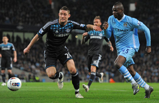 局限於進攻 局限於進攻